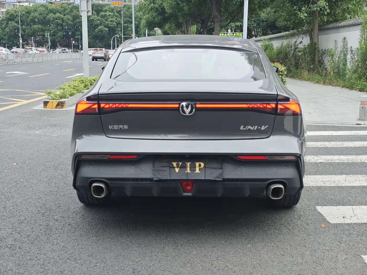 CHANGAN UNI-V