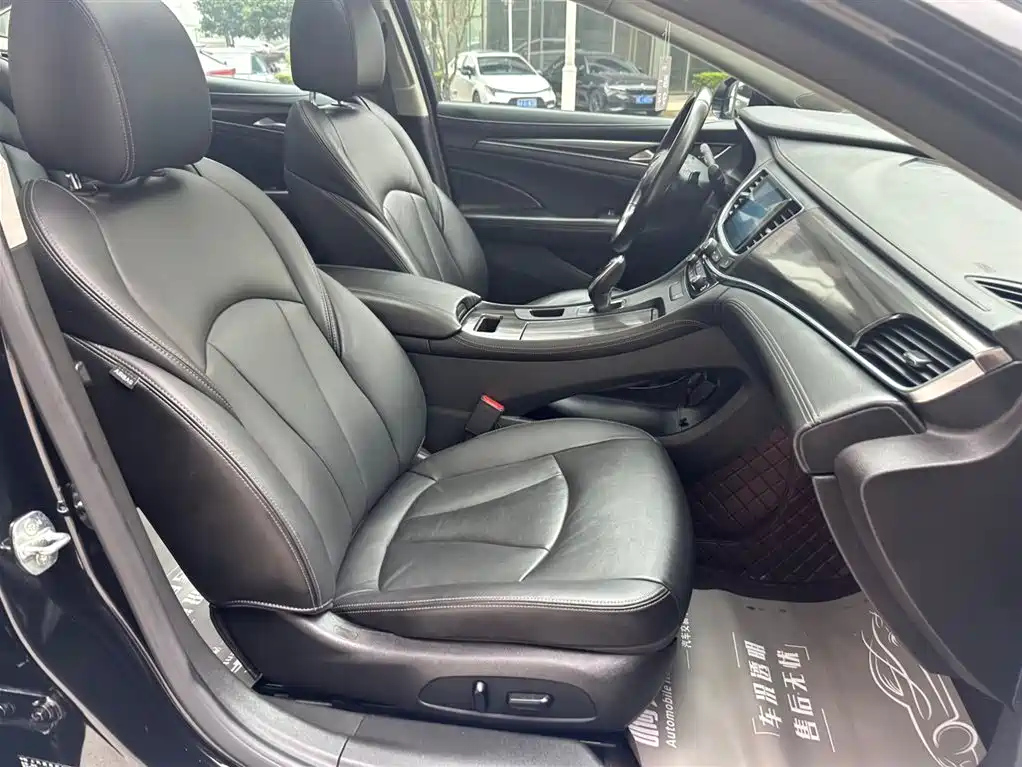 BUICK LACROSSE