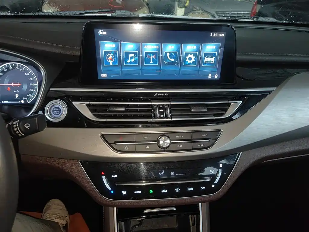 Changan Raeton CC 2018 2018 1.5T Auto Smart Elegance China V