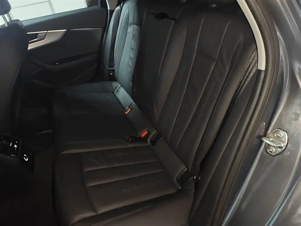 Audi A4 (Import) 2020 Avant Pioneer 40 TFSI Fashion Dynamic фото 17