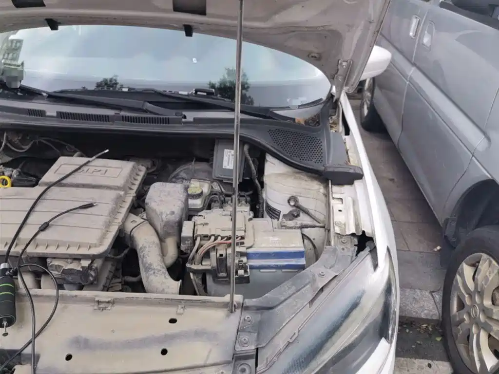Volkswagen Jetta 2013 1.6L Manual Comfort фото 23