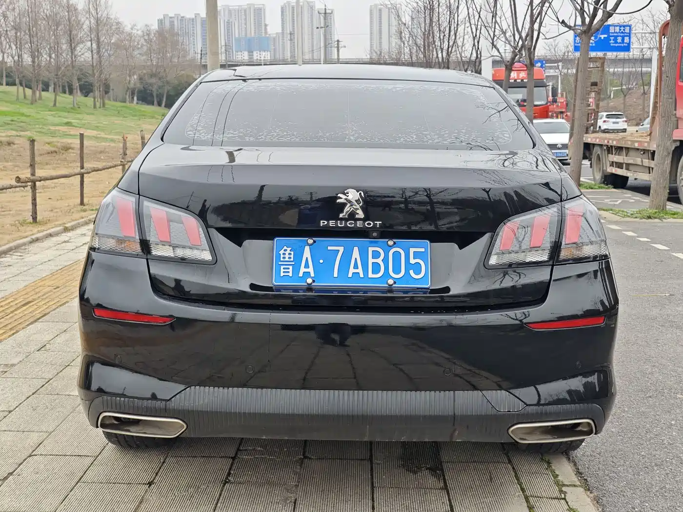 Peugeot 408 2020 360THP 10th Anniversary Premium Edition фото 17