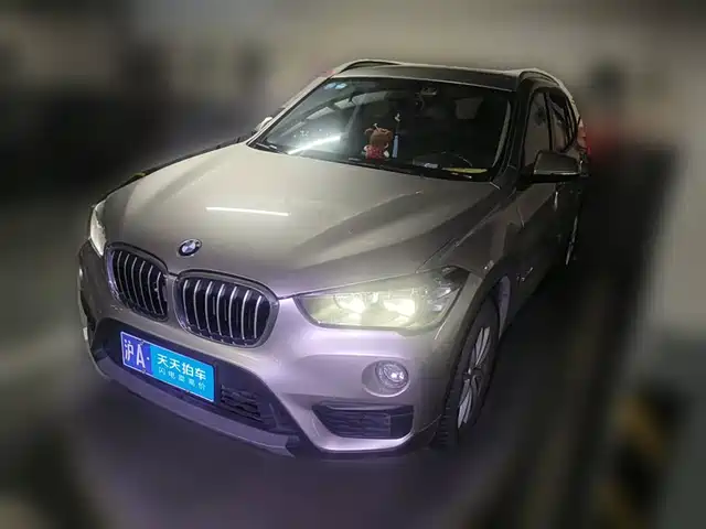 BMW X1 2018 sDrive18Li Fashion Model — фото 1