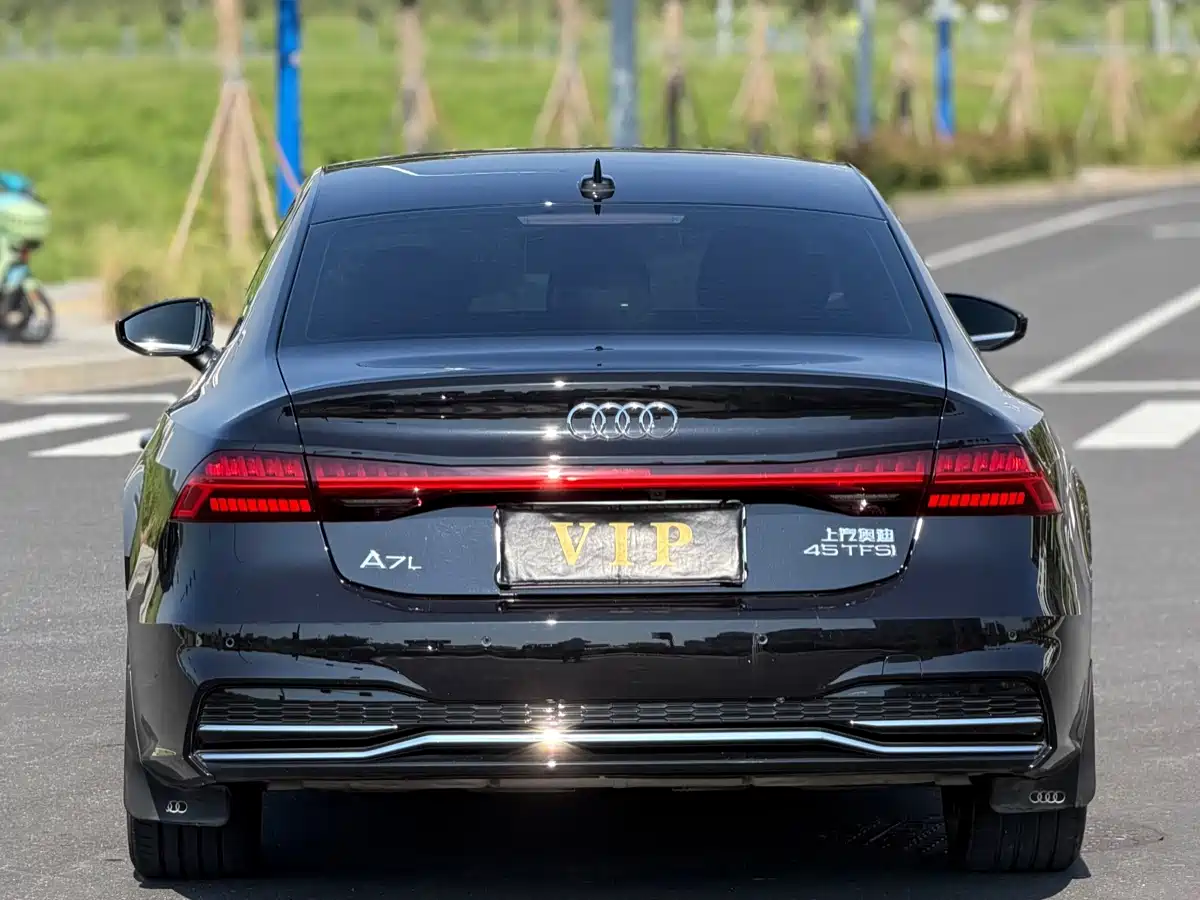 Audi A7L 2025 2024 45 TFSI Luxury