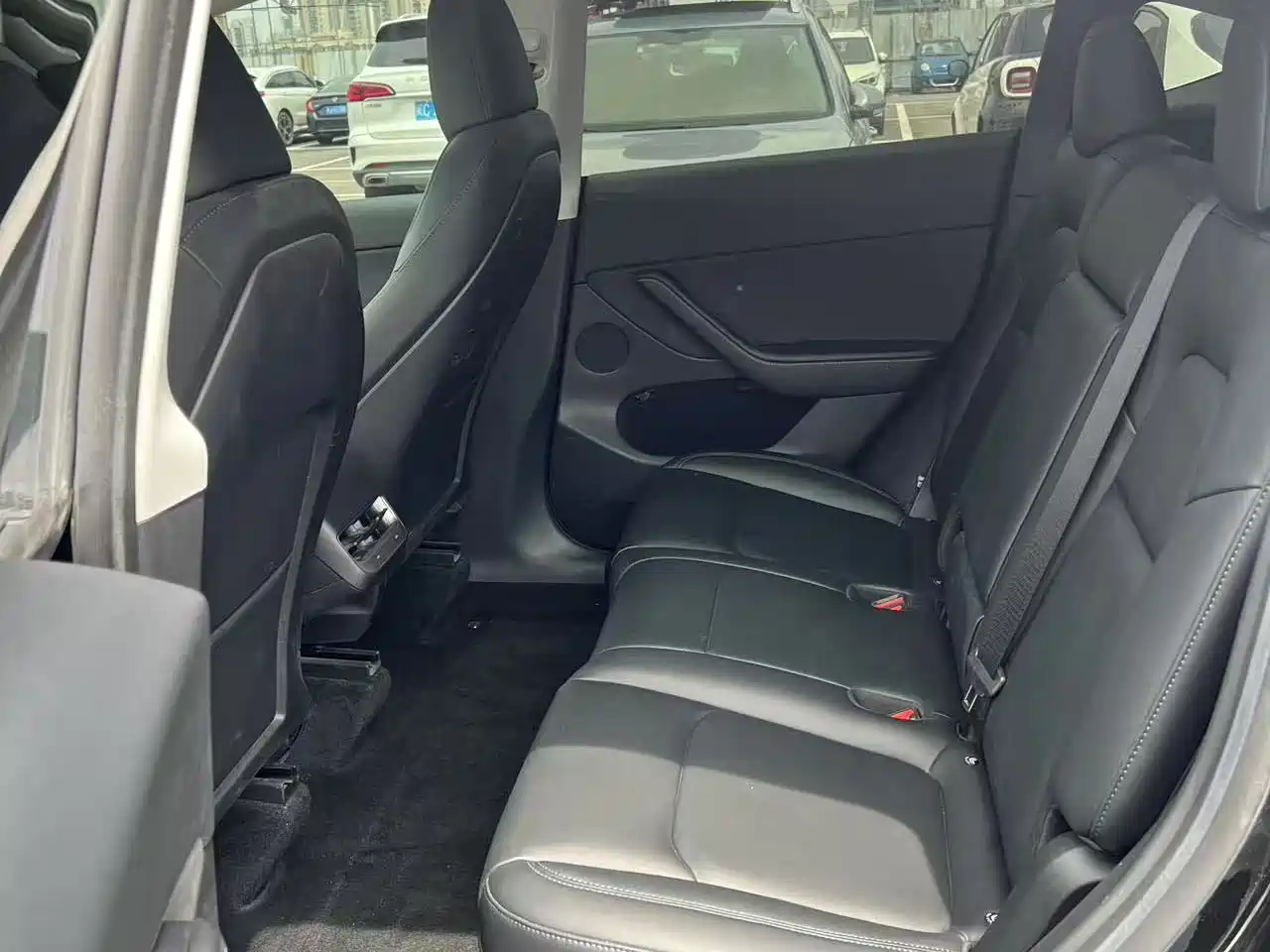 Фото 4 - Tesla Model Y