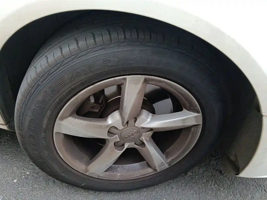 Audi A4L 2015 35 TFSI Auto Standard фото 26