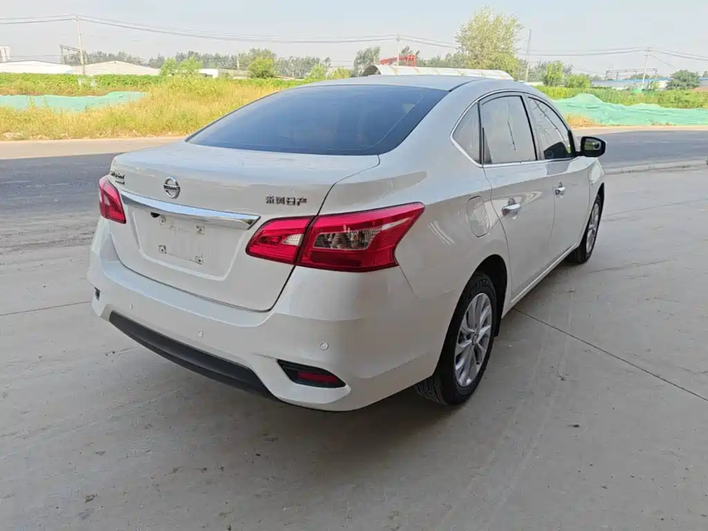 Nissan SYLPHY, миниатюра 7