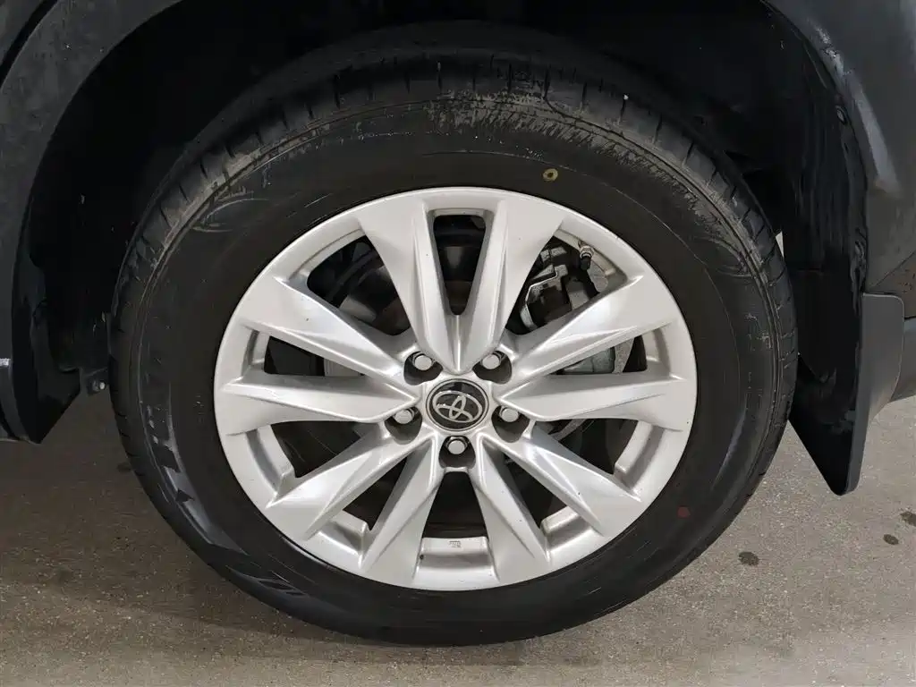 Toyota Corolla Cross 2022 2.0L Elite Edition фото 28