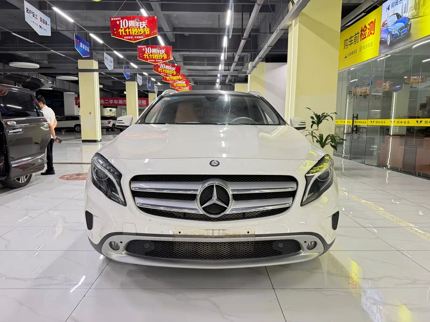 Mercedes-Benz GLA 2016 GLA 220 4MATIC Fashion фото 2
