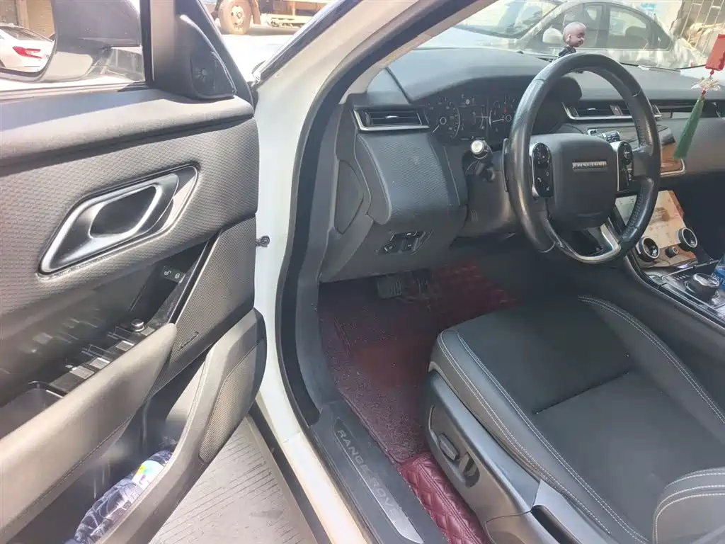 Land Rover Range Rover Velar 2019 250PS фото 17