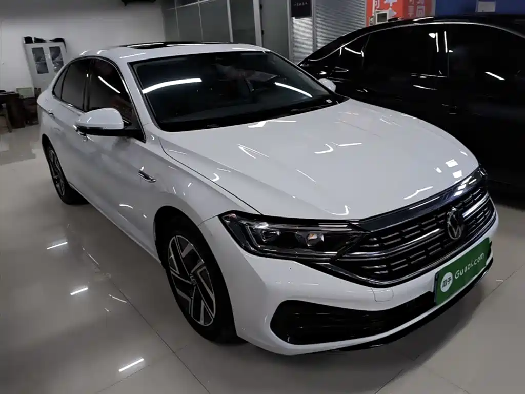 Volkswagen Sagitar 2025 300TSI DSG Surpass Edition фото 4
