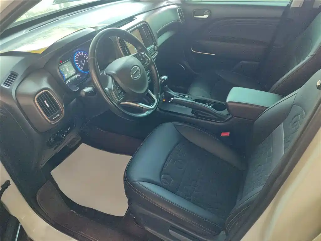 GAC Trumpchi Trumpchi GS3 2019 235T Automatic Elite Edition фото 8