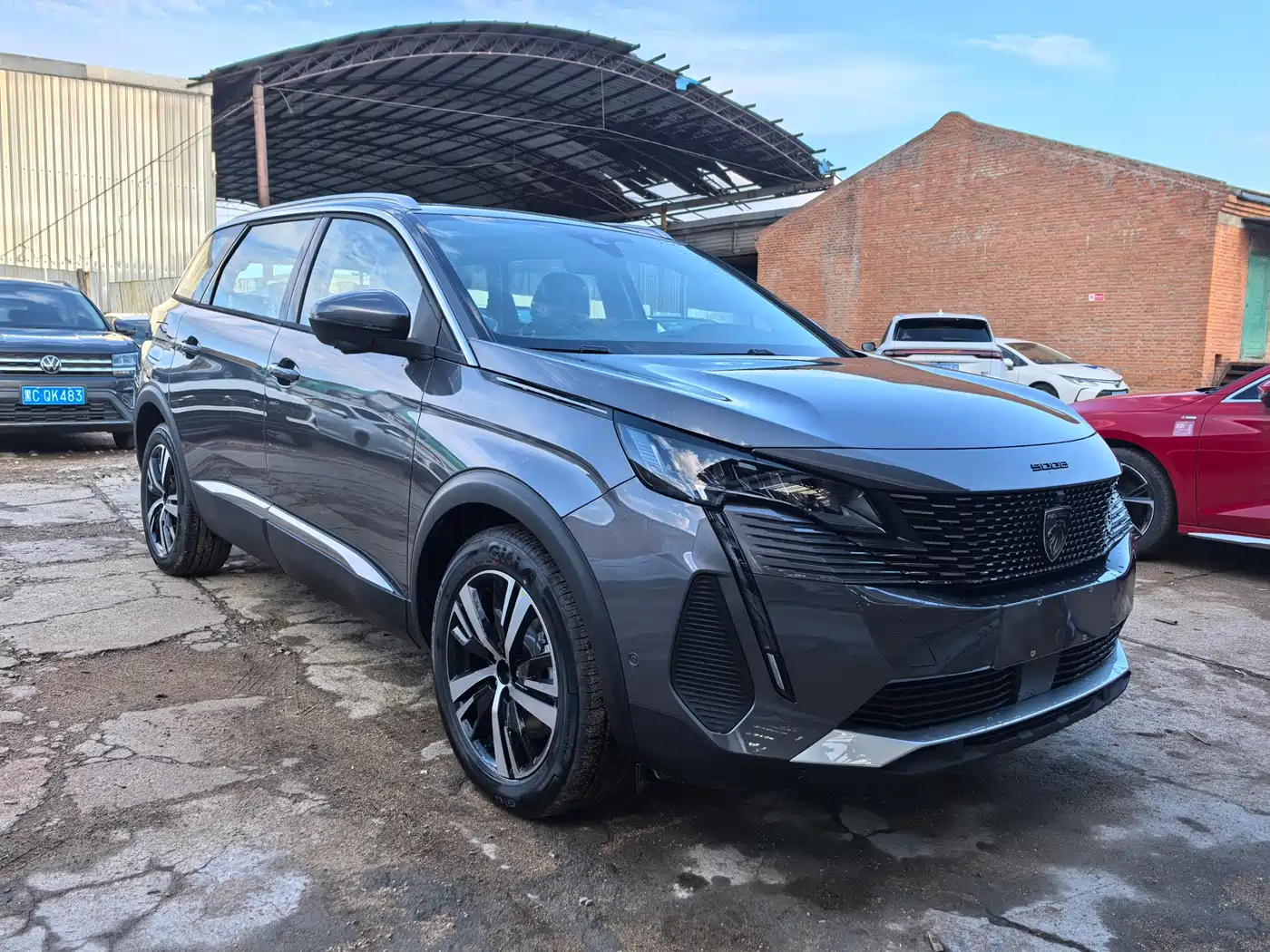 Peugeot 5008 фото 3
