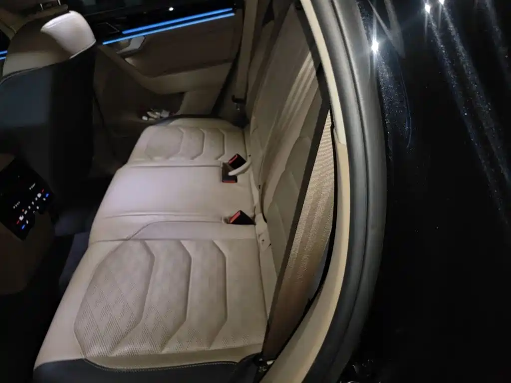 Volkswagen Touareg 2019 3.0TSI Sharp Wisdom Edition China V фото 18