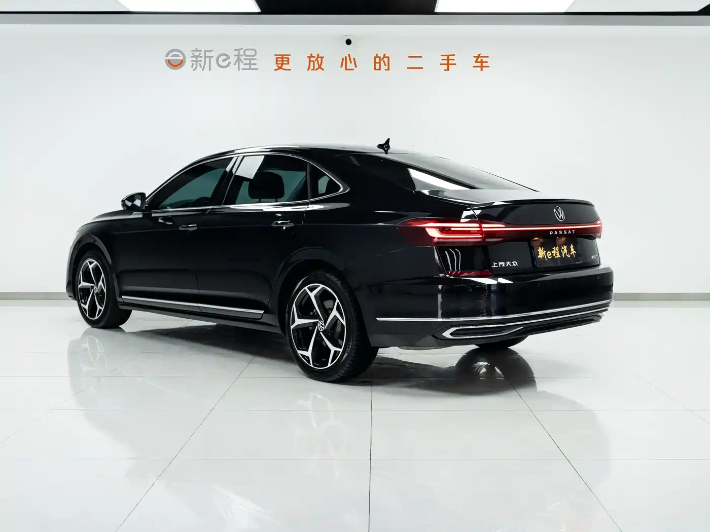 Volkswagen Passat 2025 Outstanding 380TSI Starlight Dragon Soaring Edition фото 4