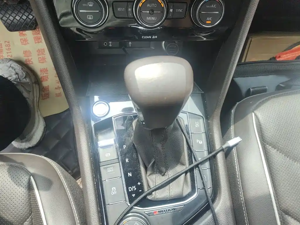 Volkswagen Tiguan L 2017 380TSI Automatic 4WD Flagship Edition фото 15