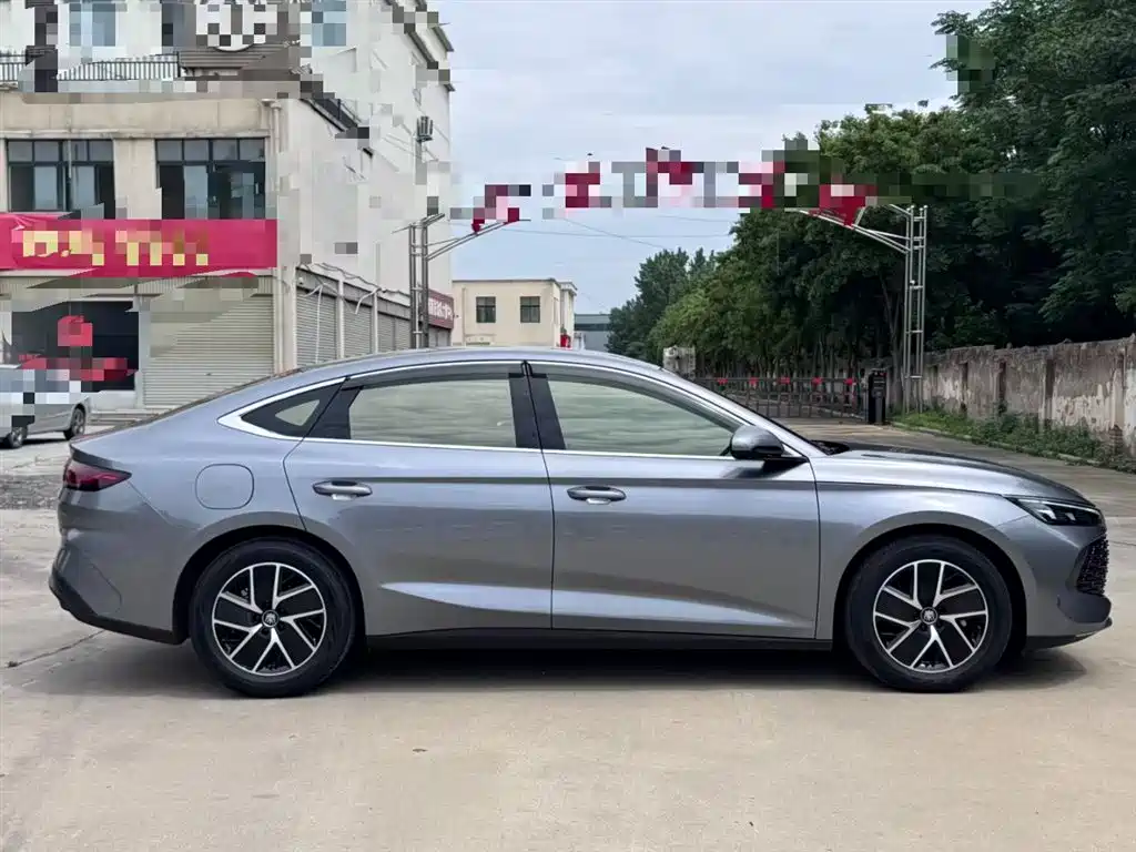 BYD Qin L 2024 DM-i 80KM Superior фото 5