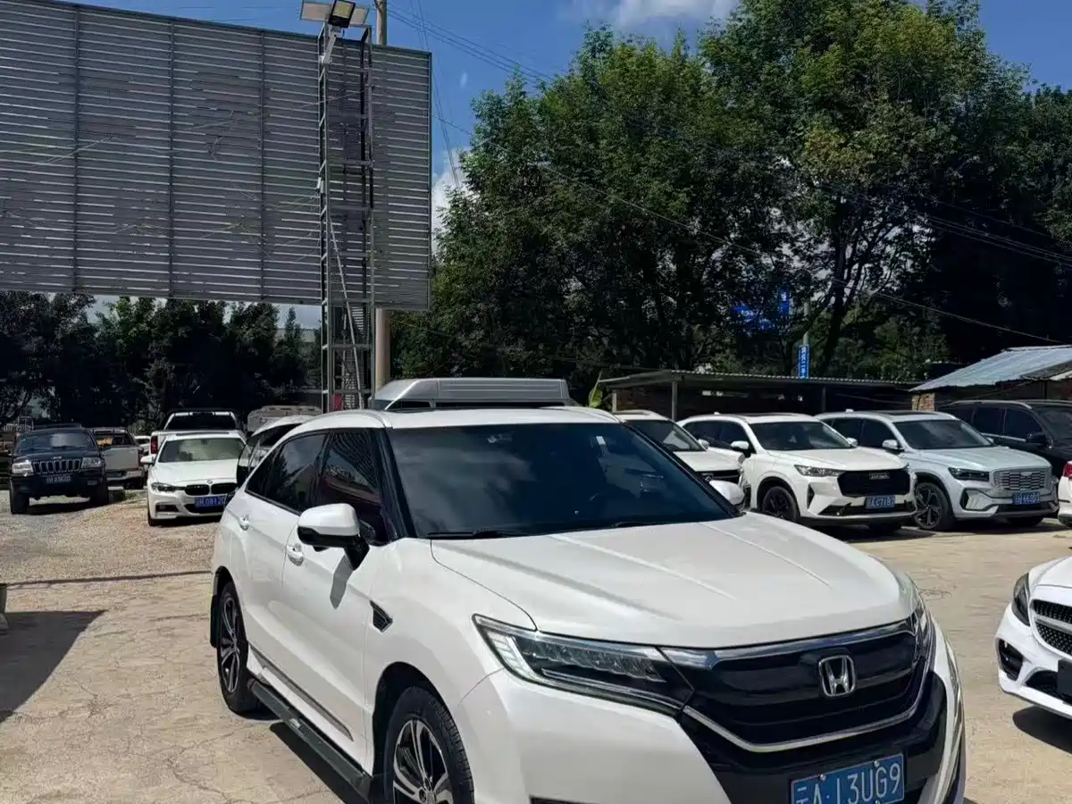 Honda UR-V 2018 2017 370TURBO 2WD Premium Edition China V