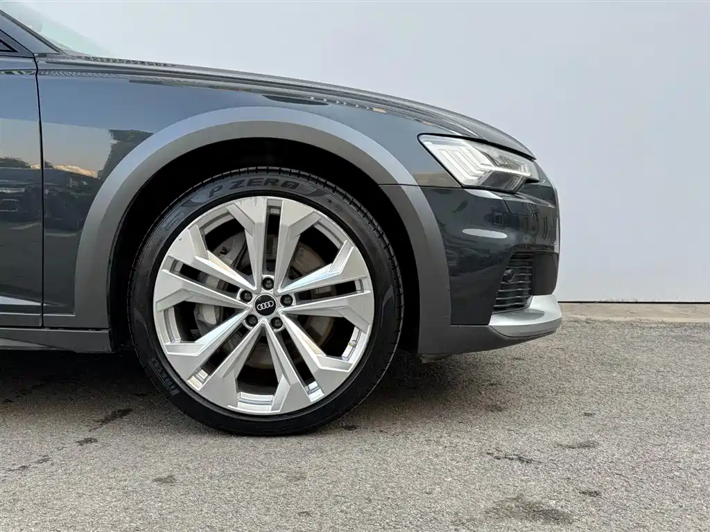 Audi A6 (Import) 2021 allroad quattro Explorer 55 TFSI Premium Off-road фото 18