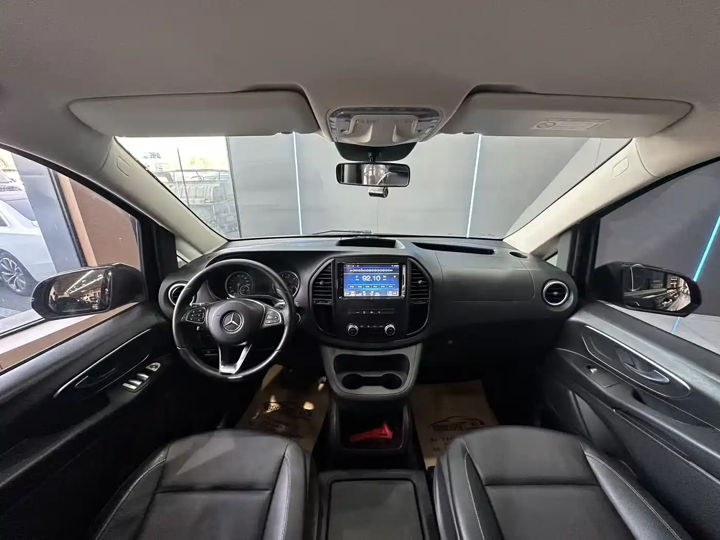 Mercedes-Benz Vito 2020 2.0T Business Edition (9-seater) фото 9