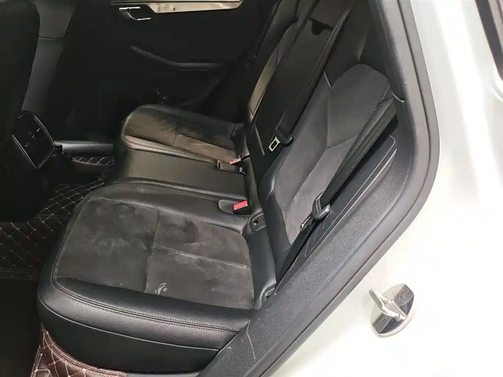Porsche Macan 2017 Macan 2.0T фото 18