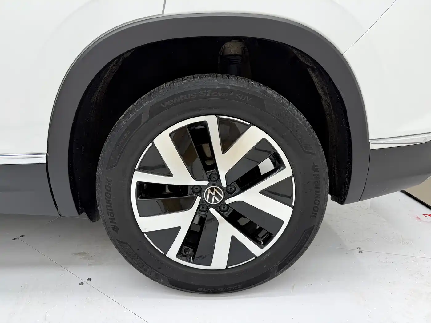 Volkswagen Tayron 2023 280TSI 2WD Luxury Plus Advanced Edition фото 7