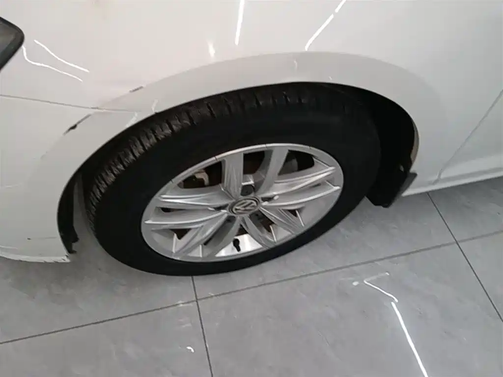 Volkswagen Golf 2018 230TSI Automatic Comfort фото 23