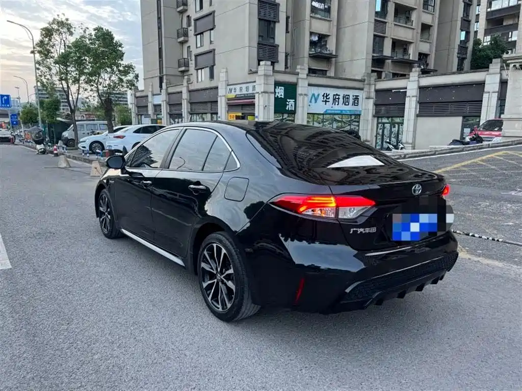 Toyota Levin 2022 Dual Engine 1.8H E-CVT Sport Edition фото 8