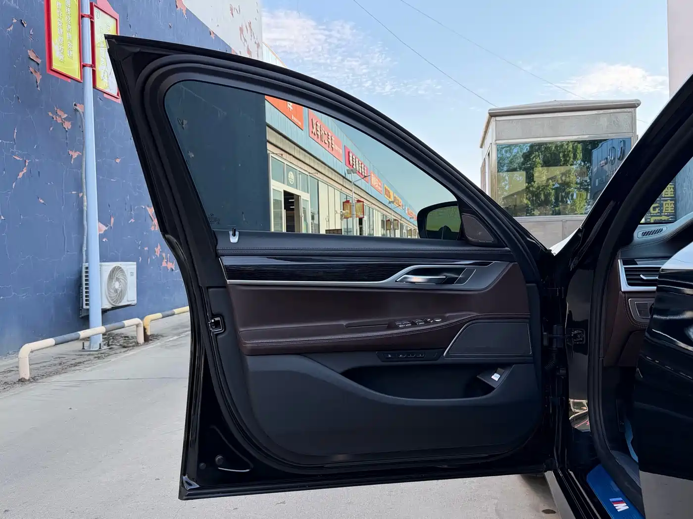 BMW 7 Series 2022 2021 Model 730Li M Sport Package