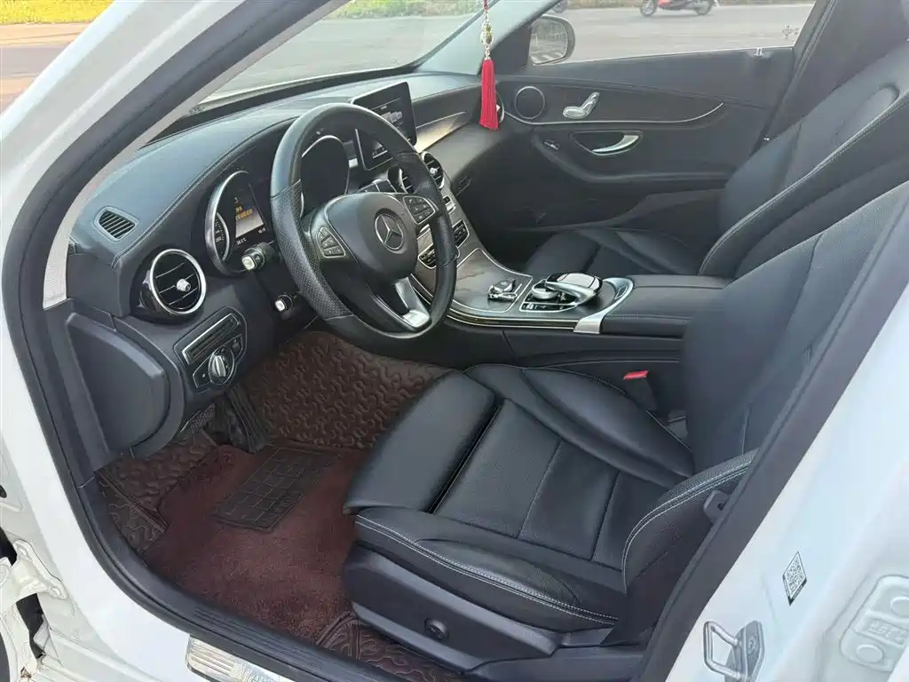 Mercedes-Benz C-Class 2017 Facelift C 180 L Fashion Sport Edition фото 8