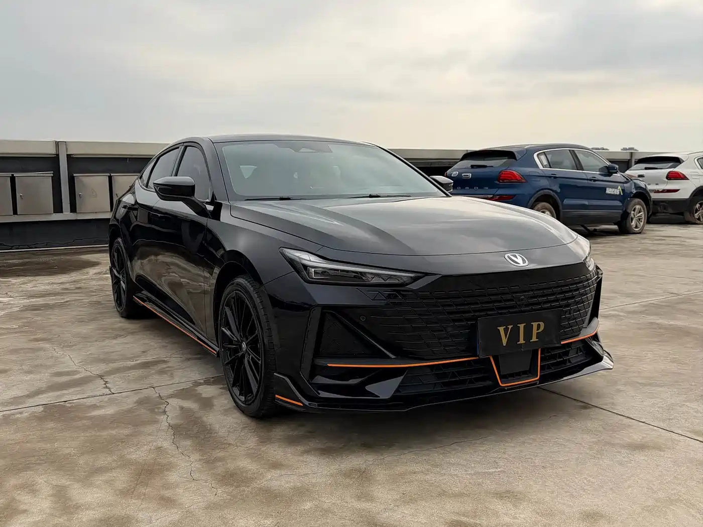 CHANGAN UNI-V