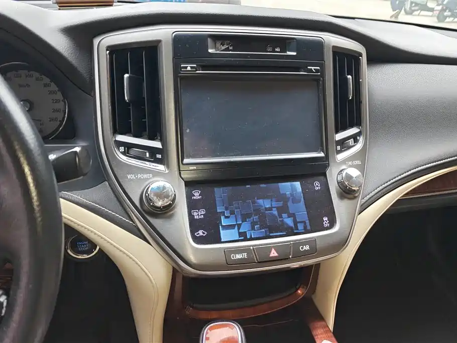 Toyota Crown 2015 2.0T Fashion фото 13