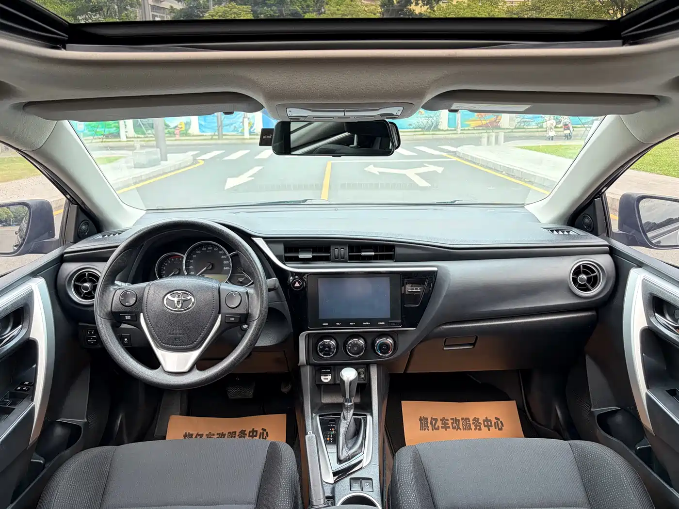Toyota Levin 2017 Facelift 185T CVT Elite (China V) фото 8