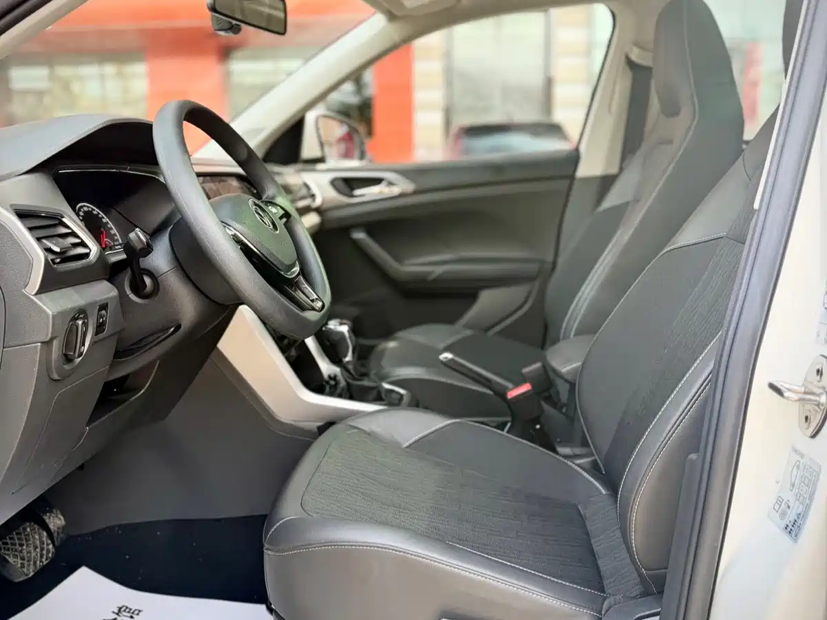 Volkswagen T-Cross 2021 1.5L Auto Comfort Edition фото 10