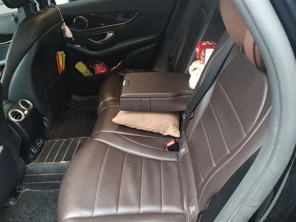 Mercedes-Benz GLC 2019 Facelift GLC 260 L 4MATIC Luxury фото 13