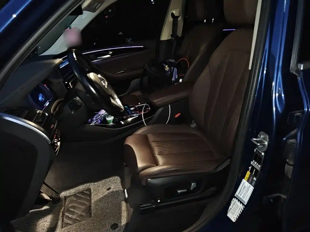 BMW iX3 2022 Leading Edition фото 8