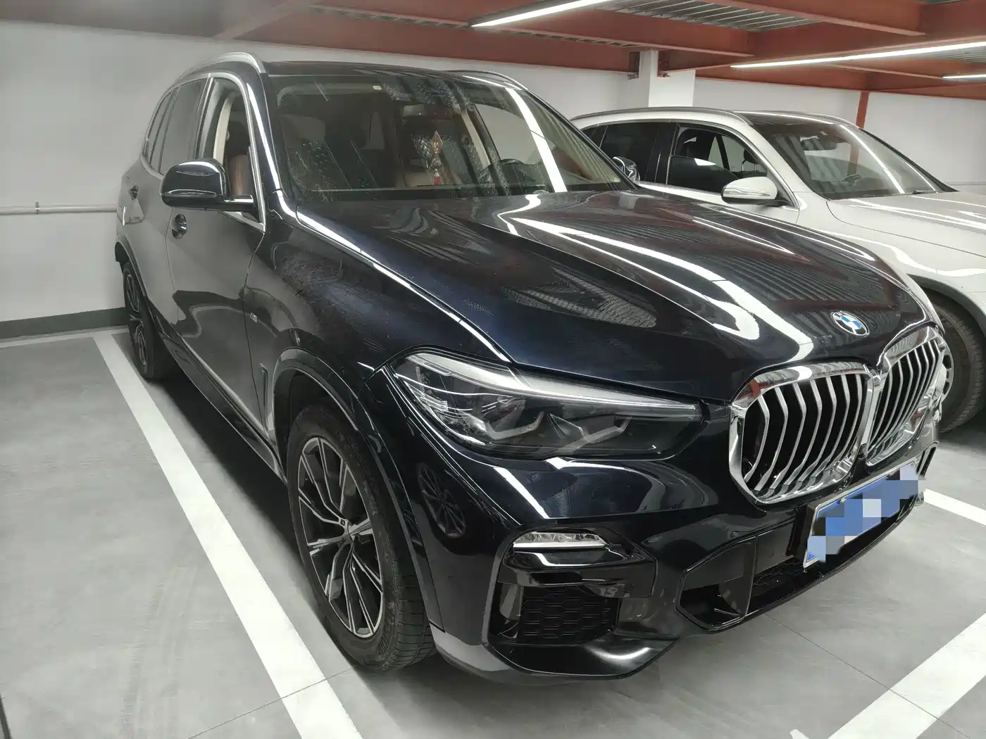 Photo 3 - BMW X5 (Import)