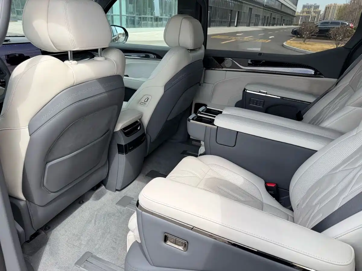 ZEEKR EXTREME KRYPTON 009