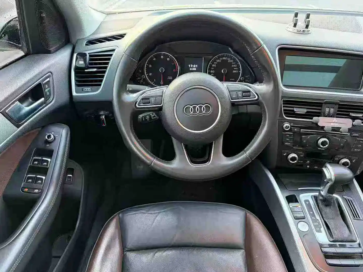 Audi Q5 2017 Plus 40 TFSI Technology фото 8