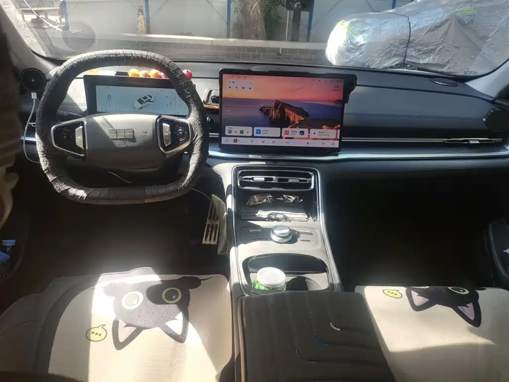 Geely Galaxy Galaxy A7 2025 EM-i 150km Premium Edition фото 5
