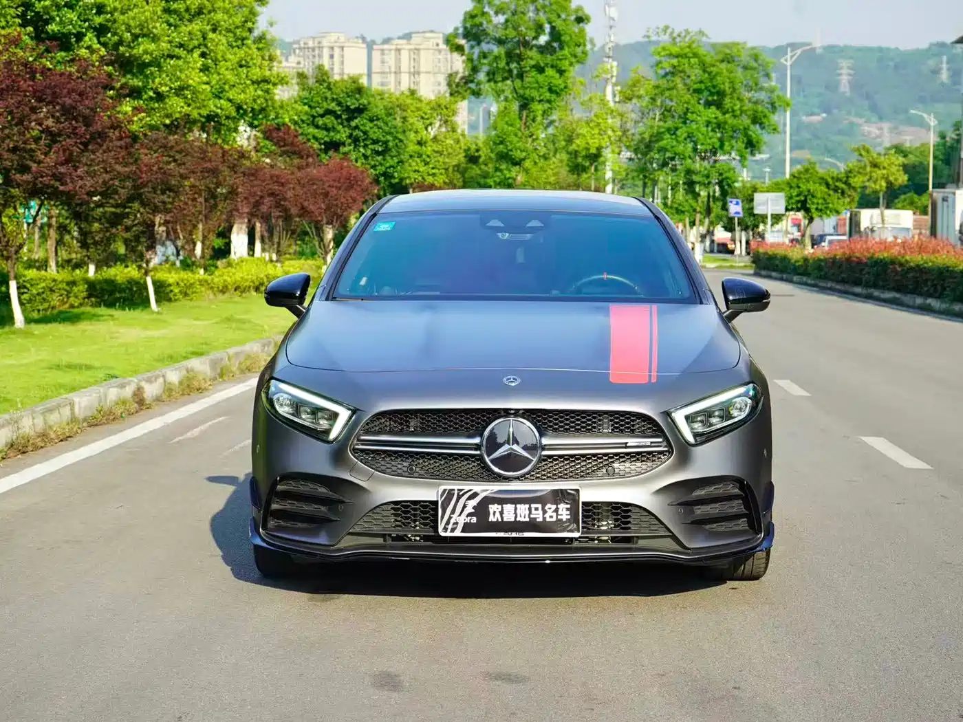 Mercedes-Benz A-Class AMG 2022 Model AMG A 35 L 4MATIC Blazing Night Special Edition фото 2