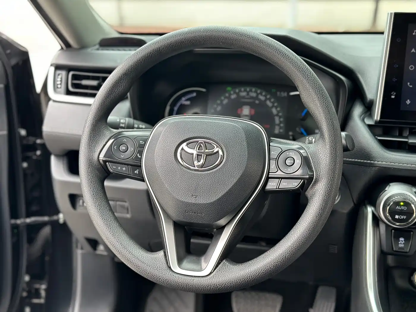 Toyota RAV4 Rongfang 2021 Hybrid 2.5L E-CVT Front-wheel Drive Elite Edition фото 10