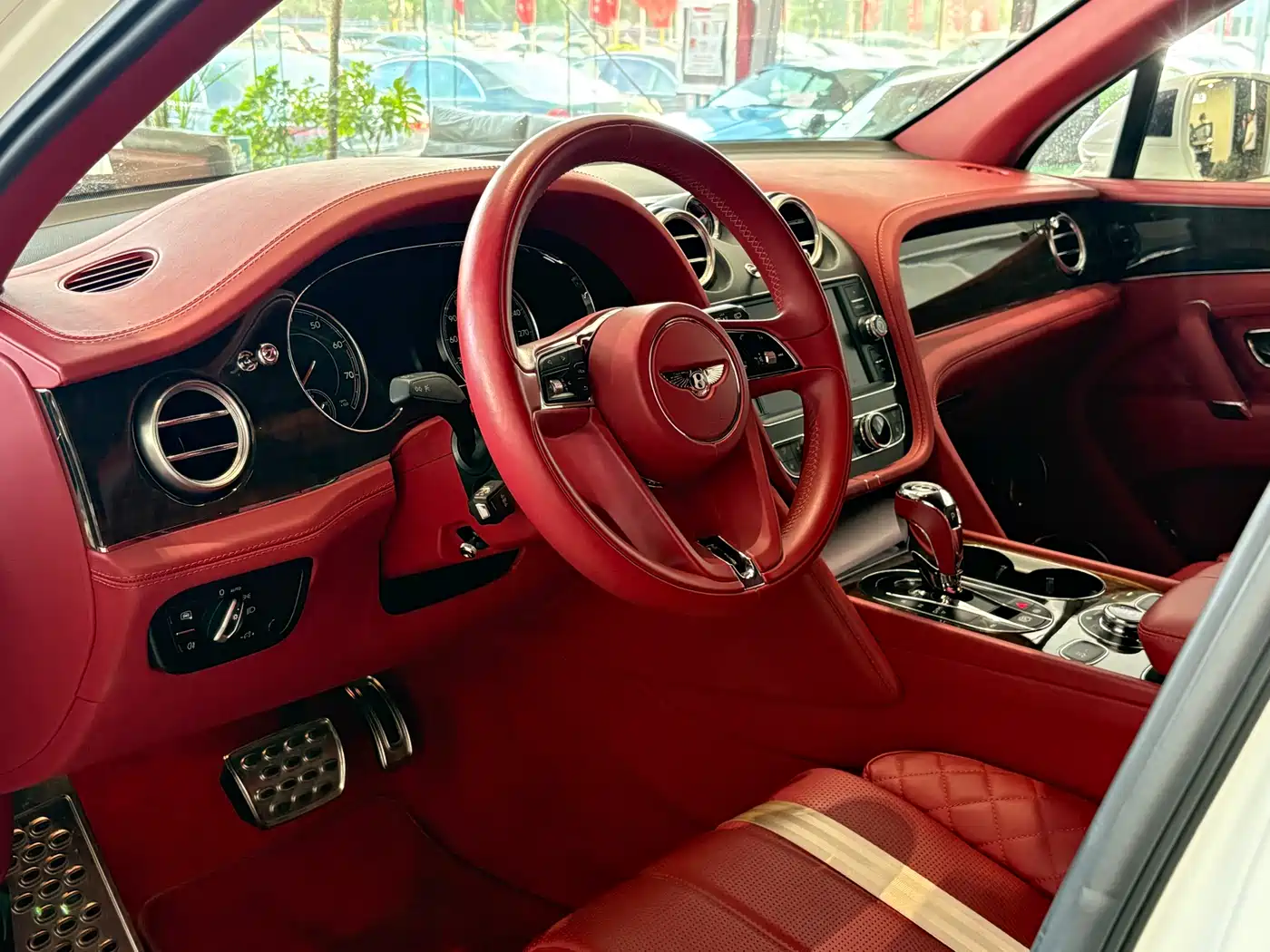 Bentley Bentayga 2018 2017 6.0T Standard Edition