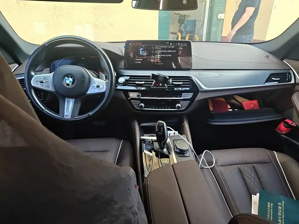 BMW 5 Series 2022 Model Second Facelift 530Li Leading M Sport Package фото 5