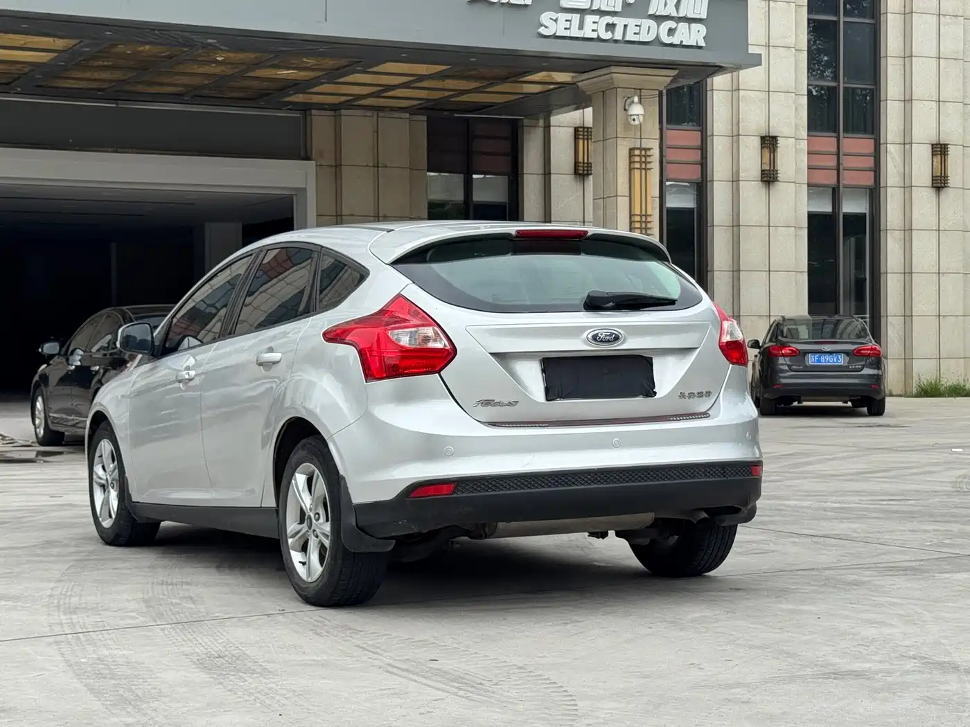 Ford Focus 2012 2012 Hatchback 1.6L Automatic Trend