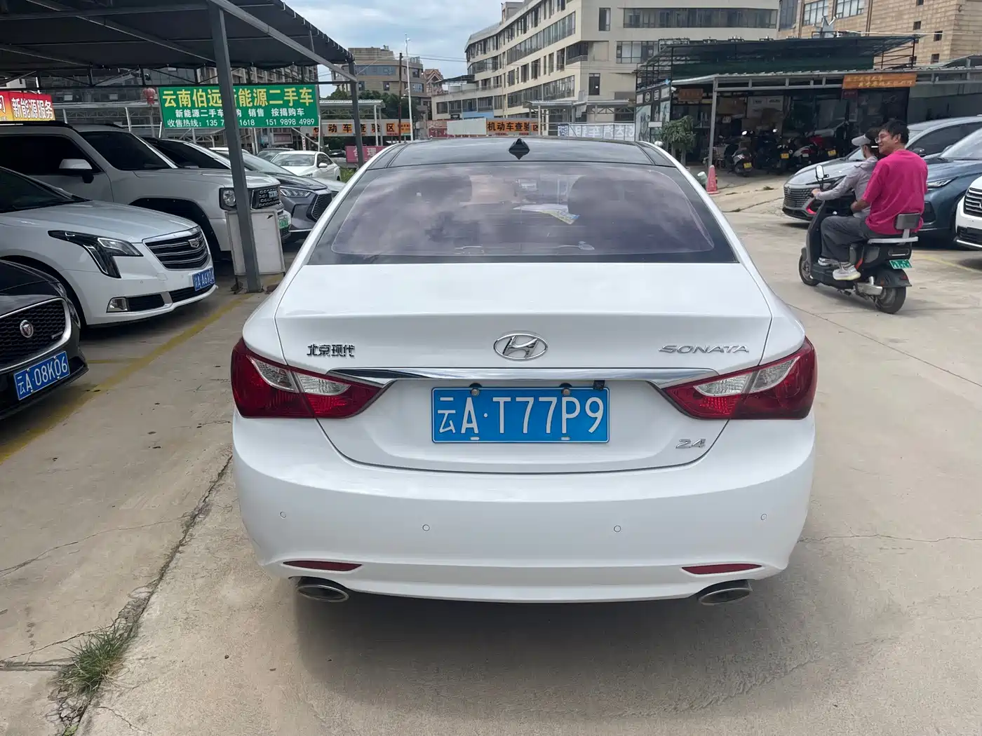 Photo 6 - Hyundai Sonata