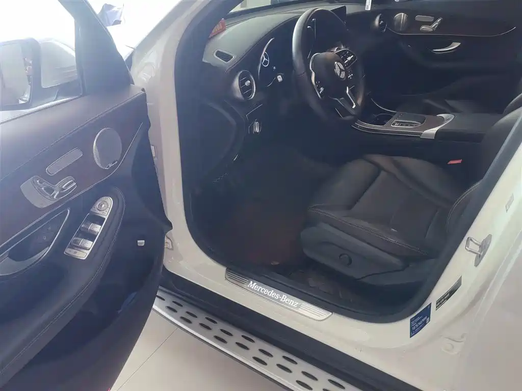 Mercedes-Benz GLC 2021 GLC 300 L 4MATIC Sporty фото 16
