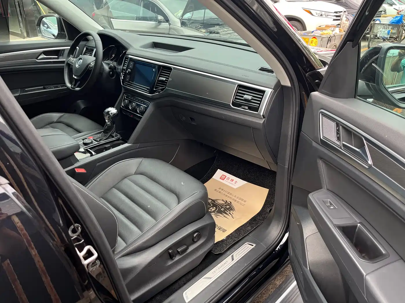 Volkswagen Teramont 2019 380TSI 4WD Luxury Edition China VI фото 14