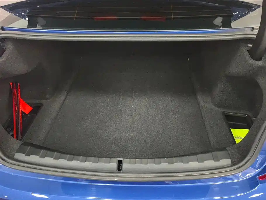 BMW 3 Series 2020 325Li M Sport Package фото 4