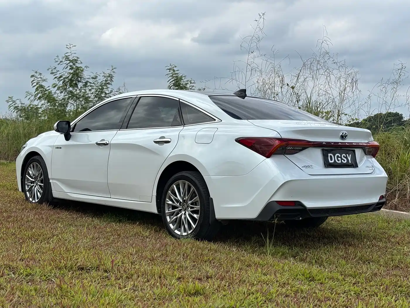 Photo 22 - Toyota Avalon
